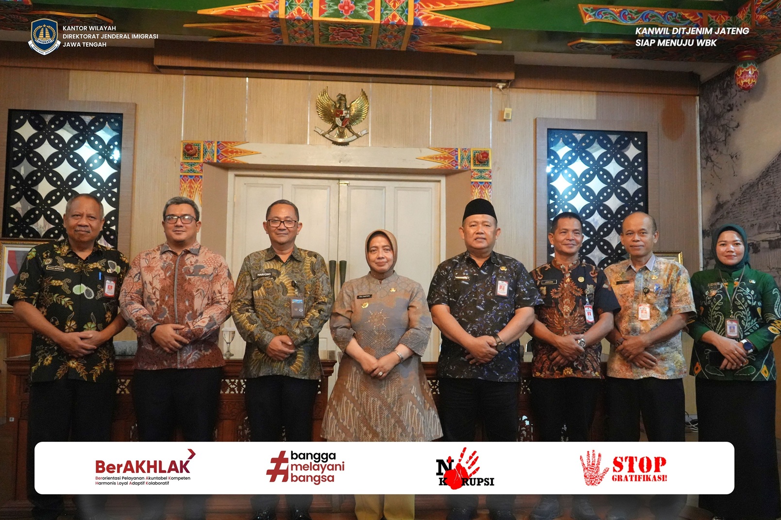 GAMBAR DI WEBSITE 1