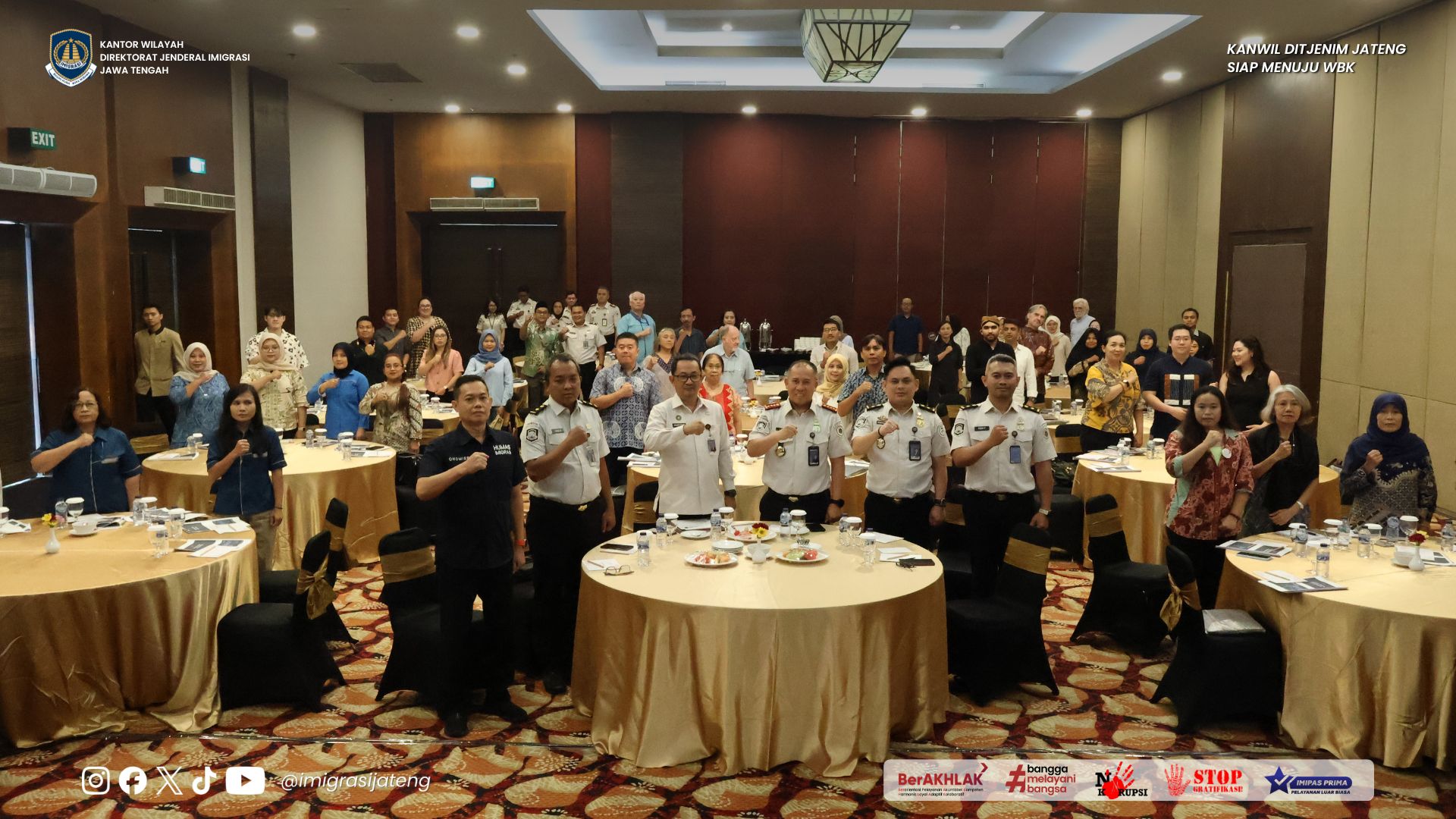 GAMBAR DI WEBSITE Presentation 25