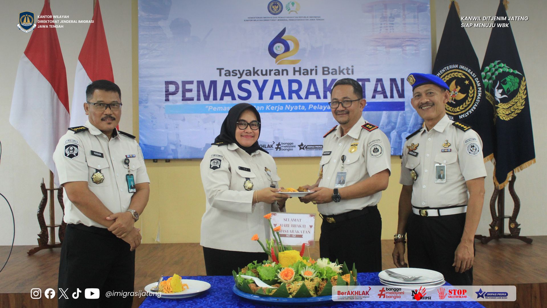 GAMBAR DI WEBSITE Presentation 33