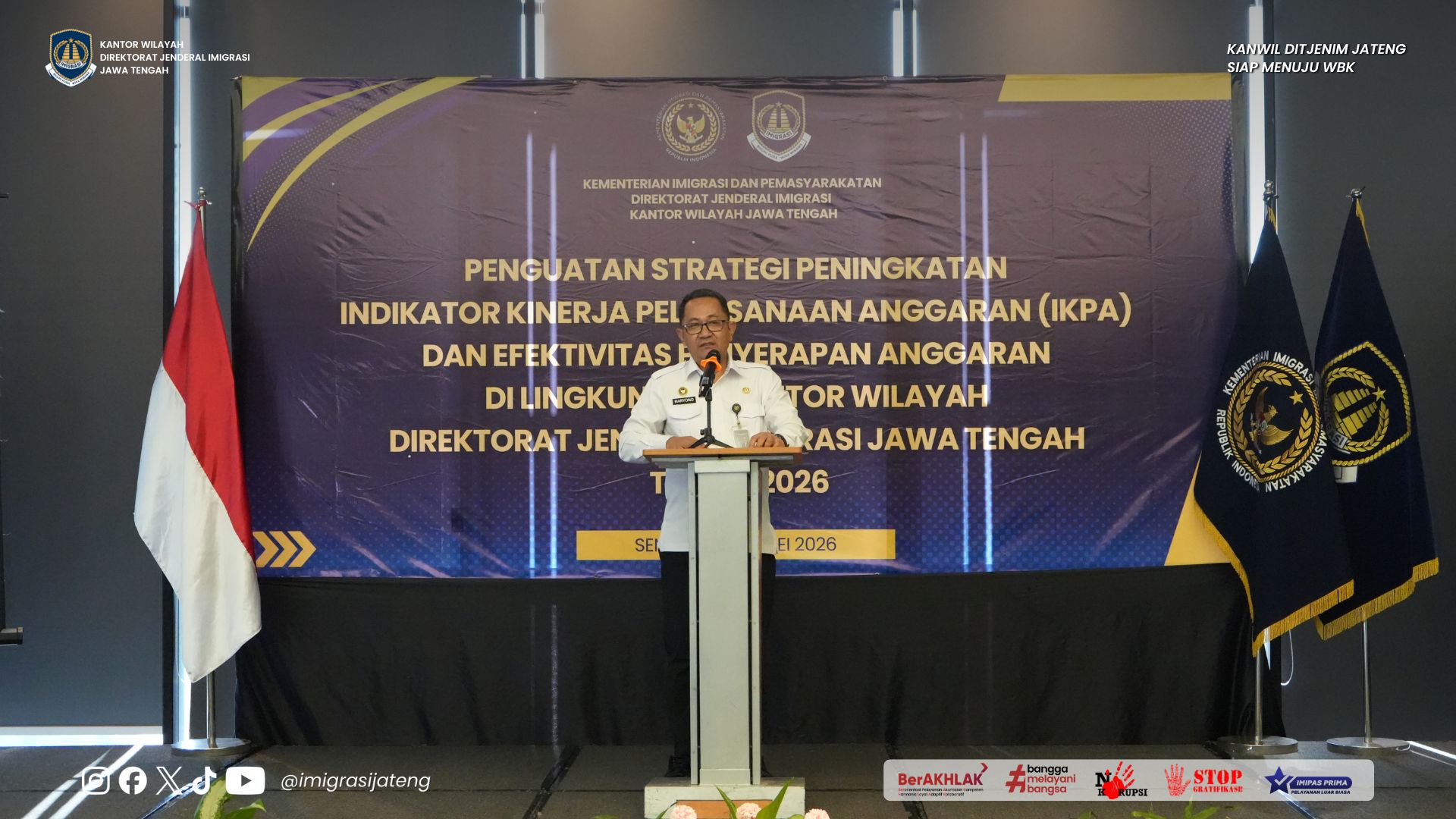 GAMBAR DI WEBSITE Presentation 40