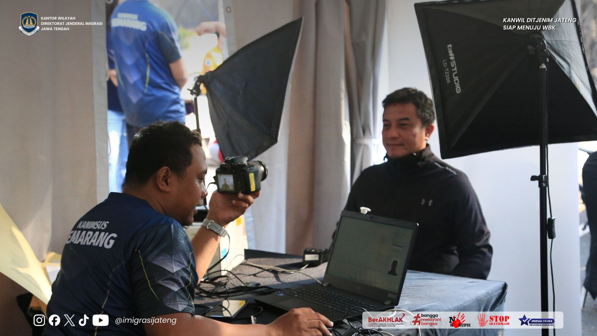 GAMBAR DI WEBSITE Presentation 57